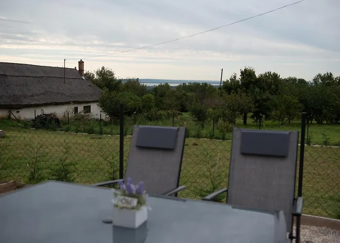 Bridgiet Home Apartman